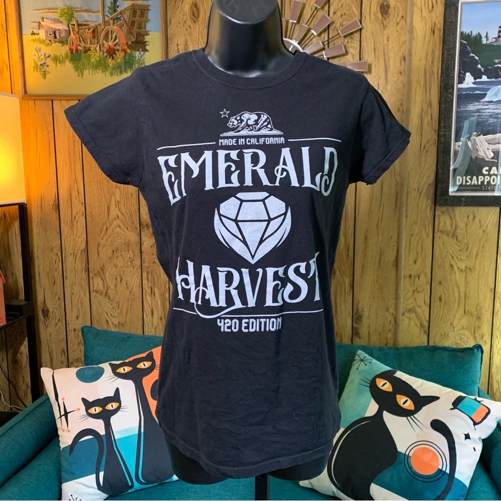 Emerald Harvest 420 Edition Made In California T-Shirt View 6